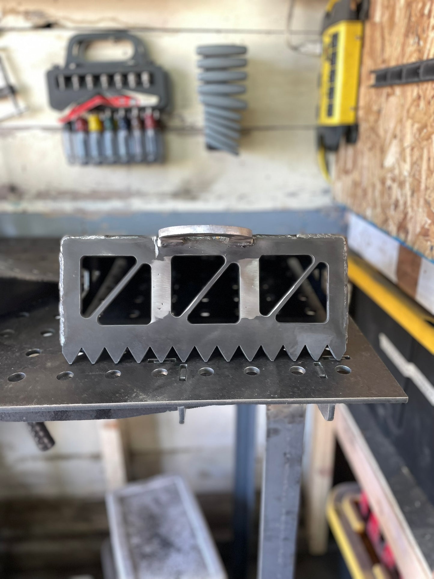 Weld-it-yourself Winching Scotch Blocks